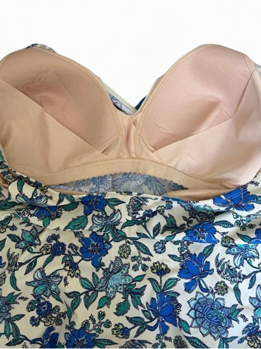 Bundle- Plus Size Swimsuits- 22W& 24W - Picture 3 of 8